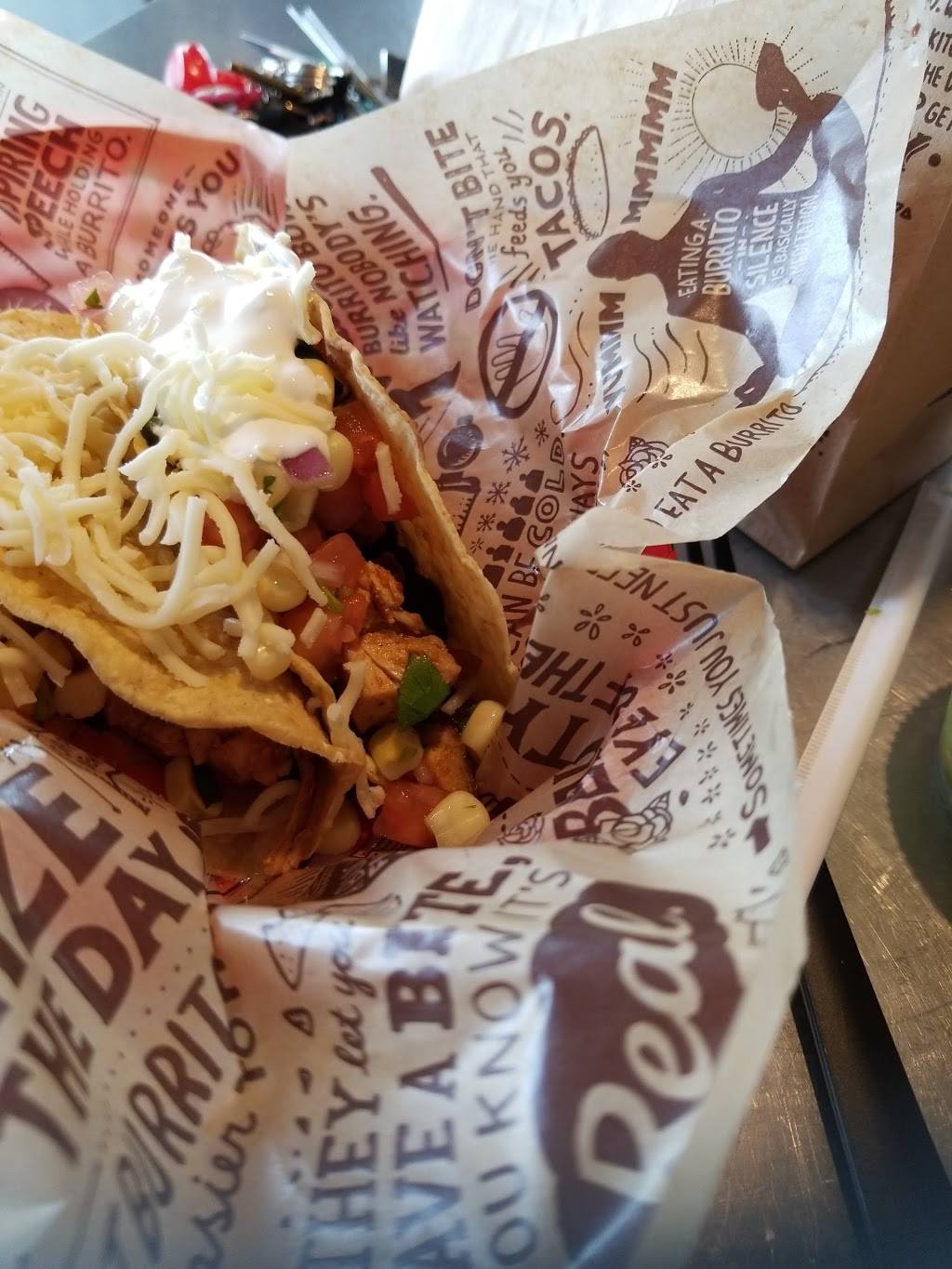 Chipotle Mexican Grill | restaurant | 400 Town Center Pkwy, Slidell, LA 70458, USA | 9856390233 OR +1 985-639-0233