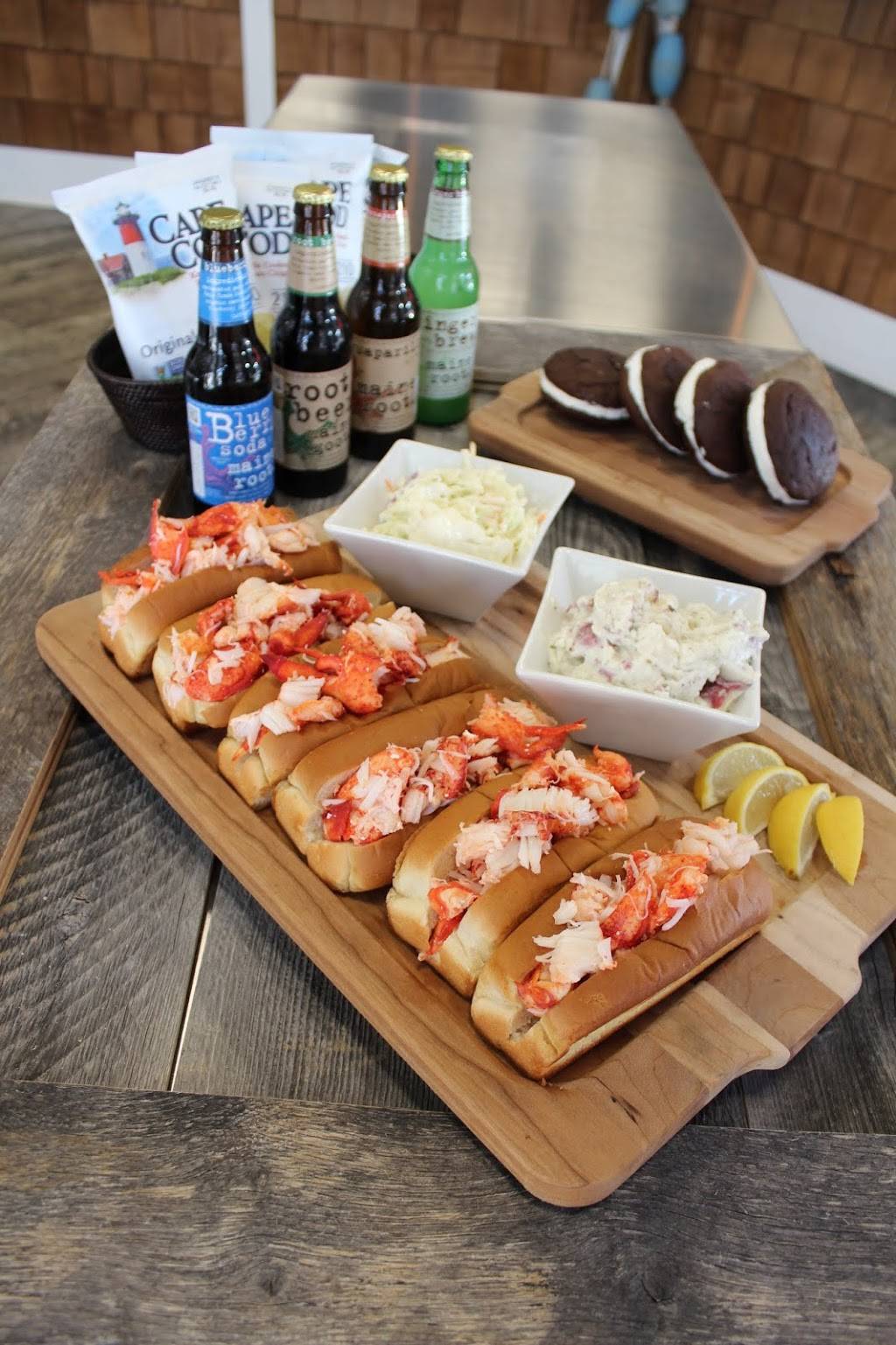Masons Famous Lobster Rolls - Restaurant | 2122 First St, Fort Myers