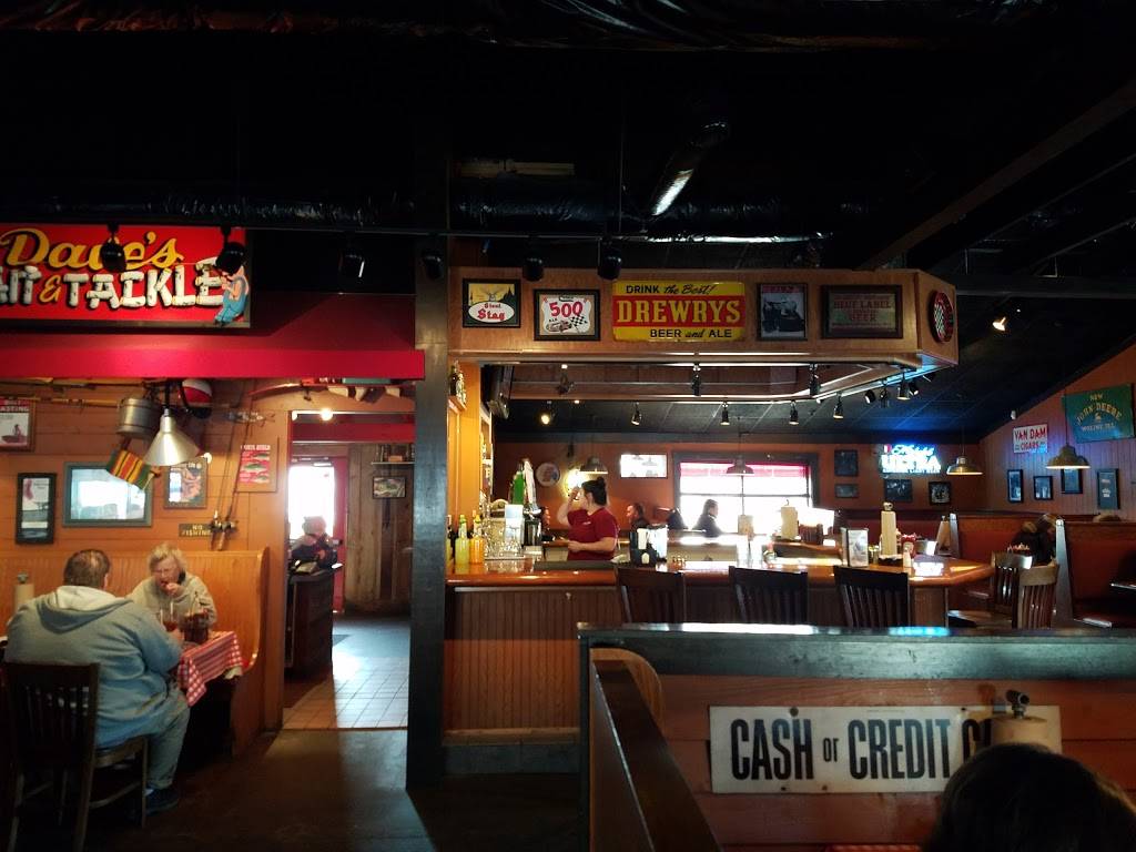 Famous Daves Bar-B-Que | restaurant | 1110 E Kimberly Rd, Davenport, IA 52807, USA | 5633888555 OR +1 563-388-8555