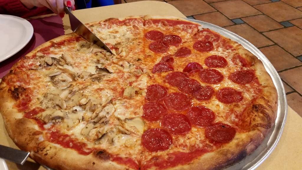 Rosarios | restaurant | 100 Highland Ave, Clarks Summit, PA 18411, USA | 5705862899 OR +1 570-586-2899