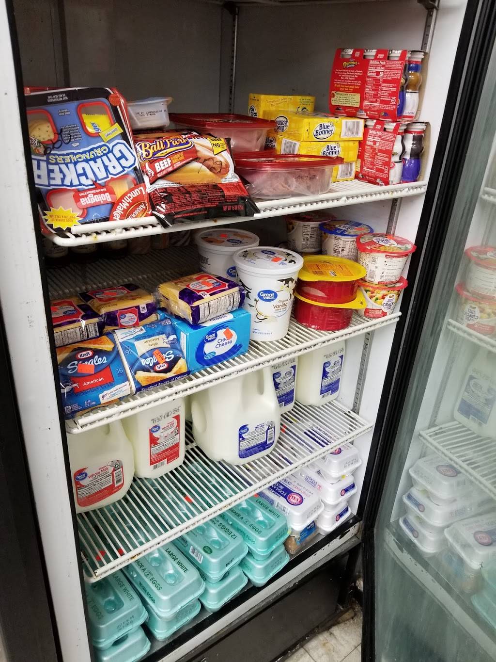 D & H Mart | meal takeaway | 134 SW Center St, Mt Olive, NC 28365, USA | 9196586338 OR +1 919-658-6338