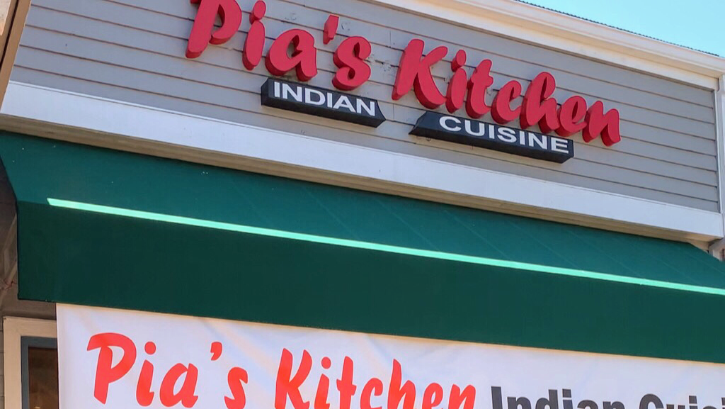 Pia's kitchen indian cuisine - Restaurant | 9000 Crow Canyon Rd suite J