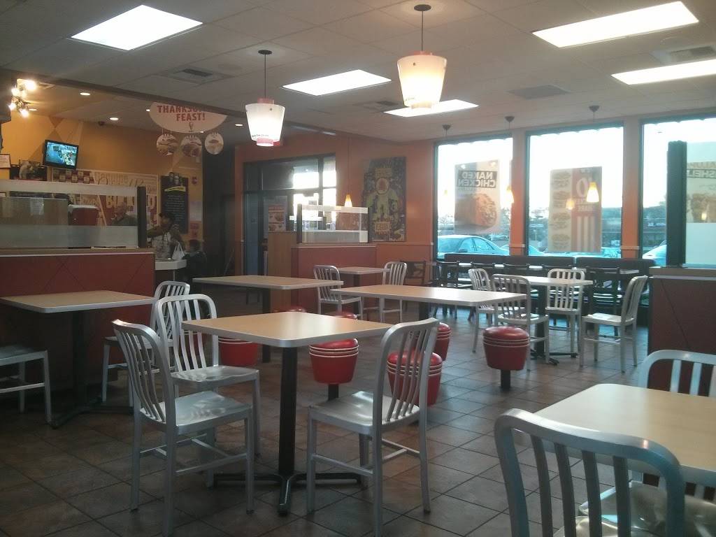 KFC - Restaurant | 31077 Mission Blvd, Hayward, CA 94544, USA