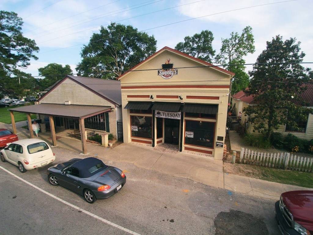Swankys Downtown | restaurant | 108 E St Peter St, Carencro, LA 70520, USA | 3377067978 OR +1 337-706-7978