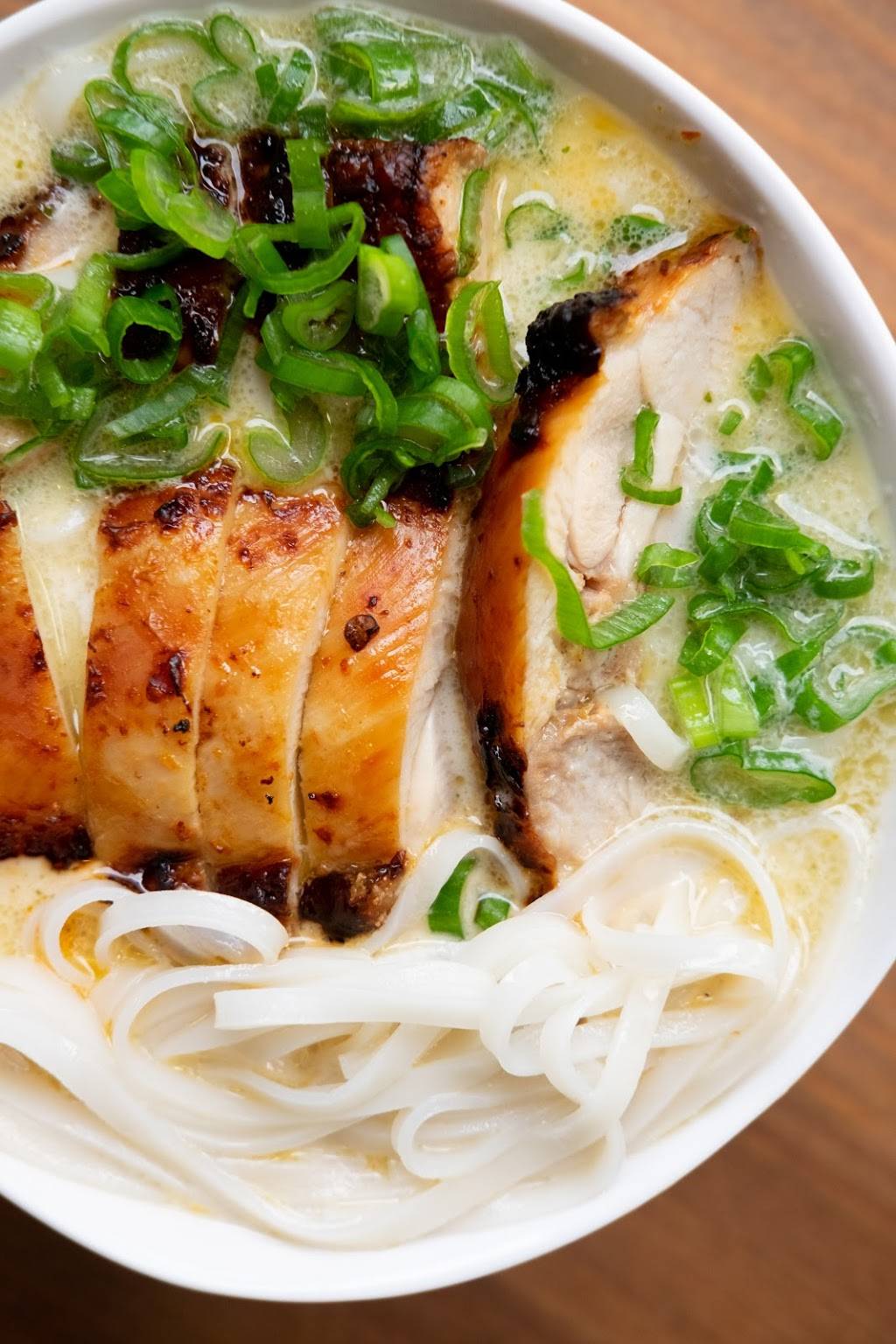 The Bistro at Lark & Owl | restaurant | 205 W 6th St Suite 101, Georgetown, TX 78626, USA | 5126775513 OR +1 512-677-5513