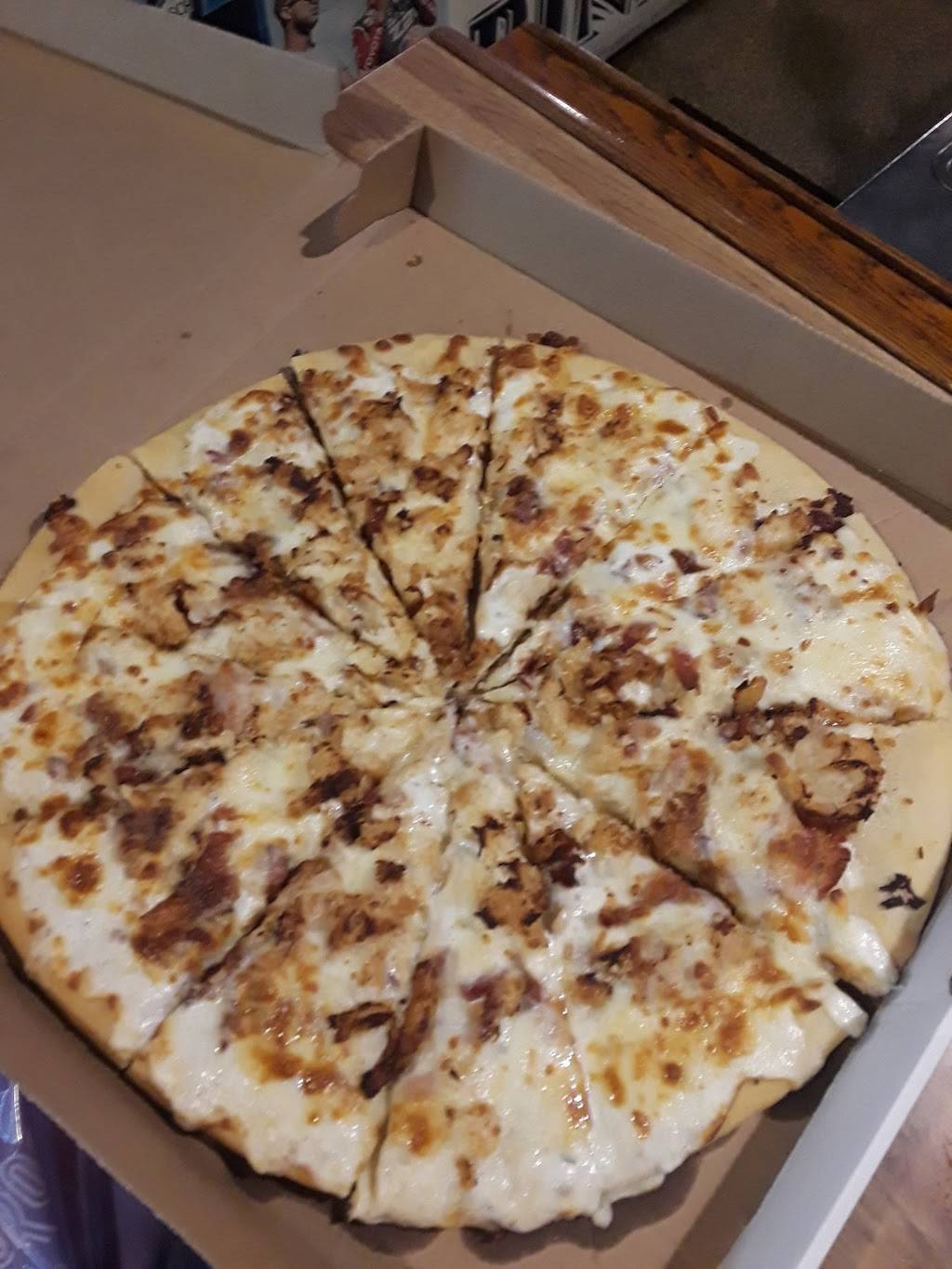 Twin Pines Tavern | restaurant | 106 McGregor Rd, Kittanning, PA 16201, USA | 7245432714 OR +1 724-543-2714