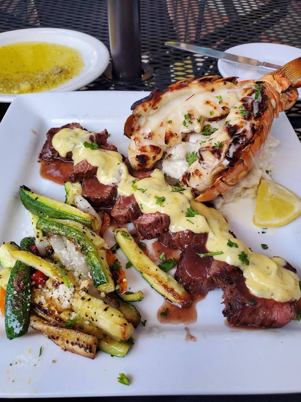Cynthias Ristorante | restaurant | 0789, 125 Market House Square, Paducah, KY 42001, USA | 2704433319 OR +1 270-443-3319