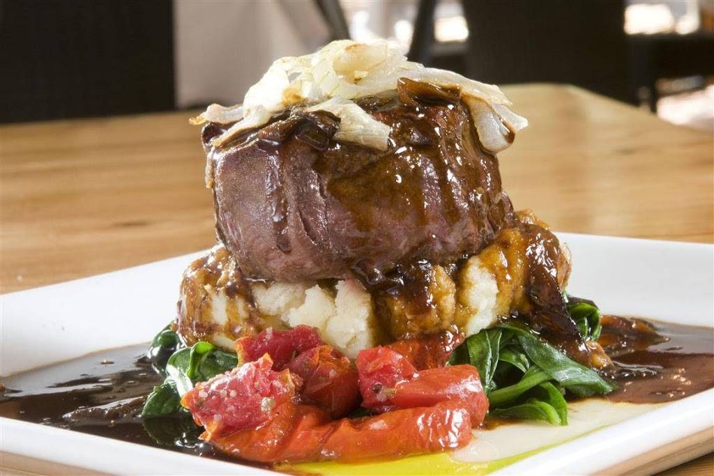 Red Fish Restaurant | restaurant | 8 Archer Rd, Hilton Head Island, SC 29928, USA | 8436863388 OR +1 843-686-3388