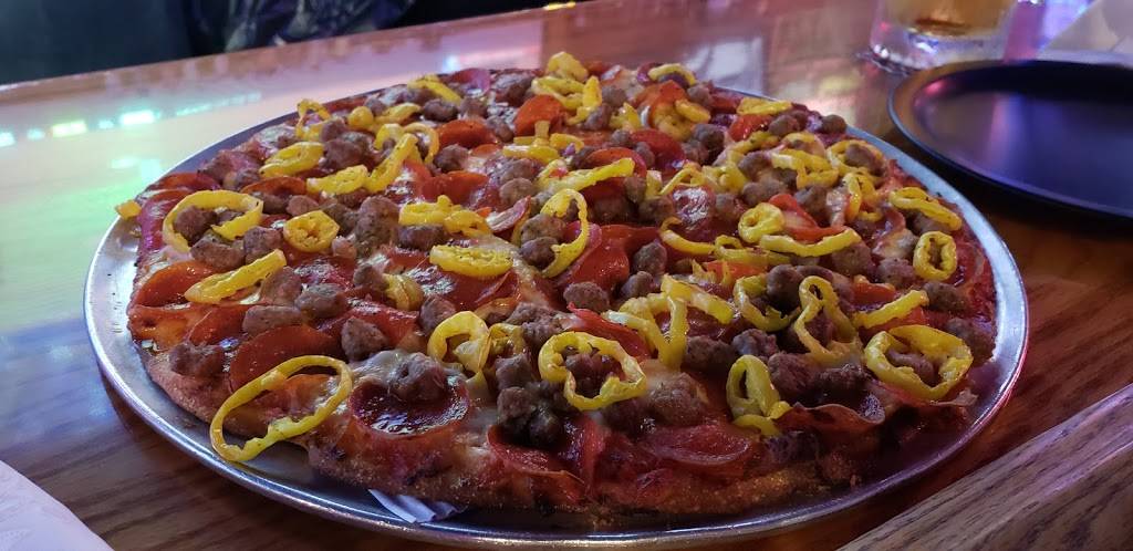 Bakers Pizza Sports Shack | restaurant | 224 N Sandusky Ave, Bucyrus, OH 44820, USA | 4195639998 OR +1 419-563-9998