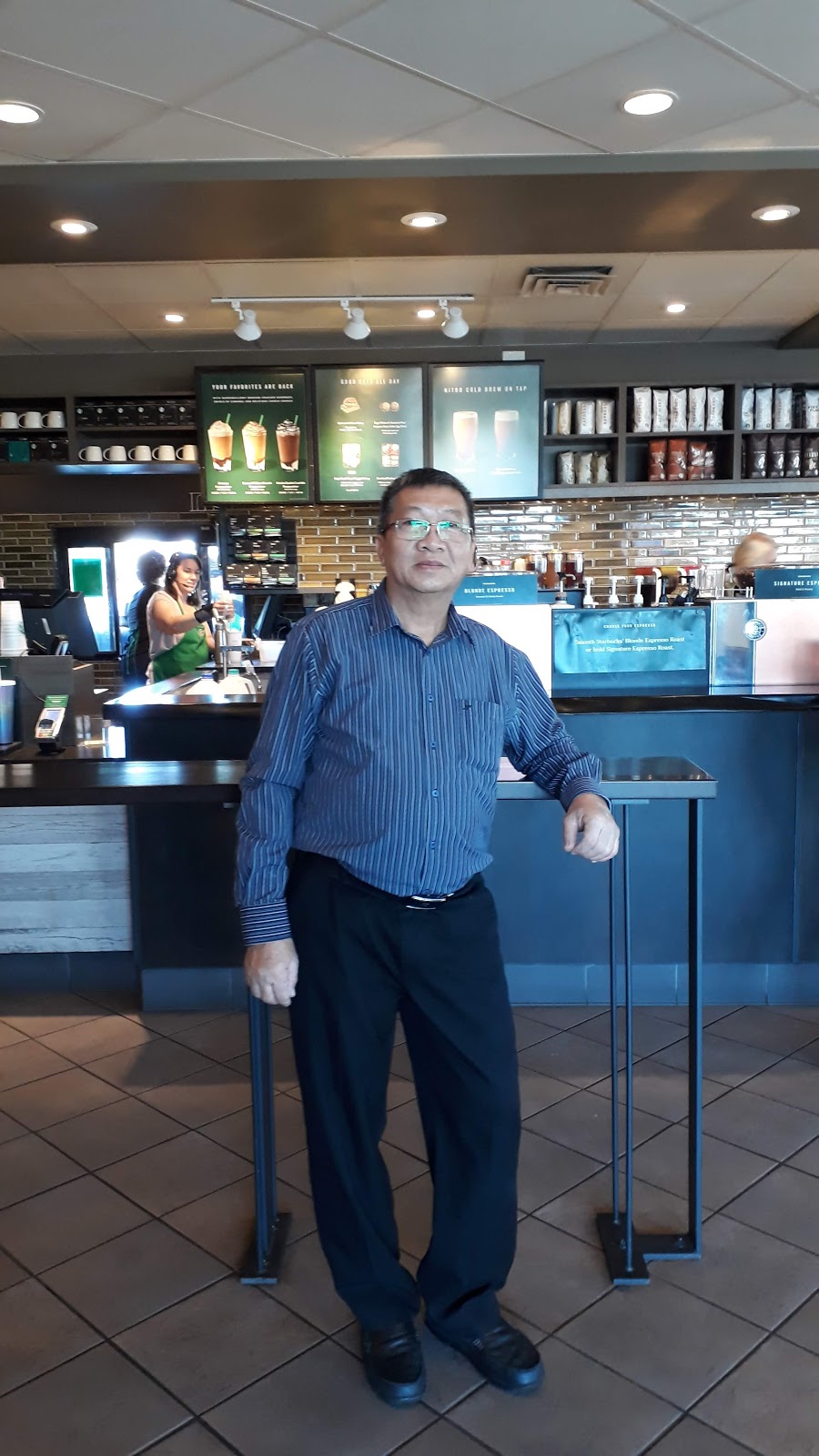 Starbucks | cafe | 583 NE Bellevue Dr, Bend, OR 97701, USA | 5413220670 OR +1 541-322-0670