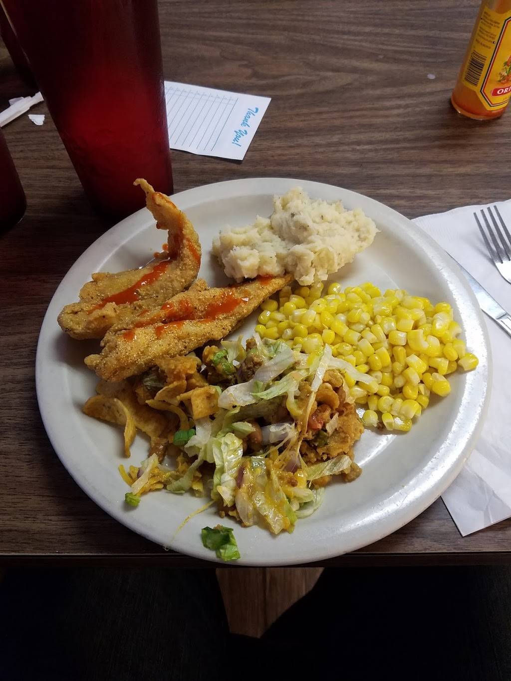 Longhorn Cafe | restaurant | 706 W Wise St, Bowie, TX 76230, USA | 9408726466 OR +1 940-872-6466