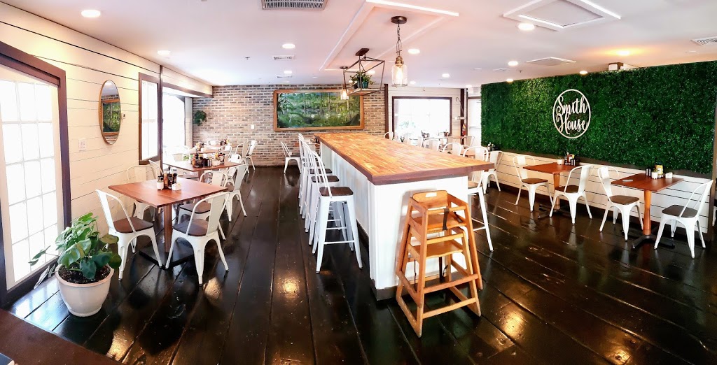 Smith House | restaurant | 210 Royal Palm Dr, Marco Island, FL 34145, USA | 2393898414 OR +1 239-389-8414