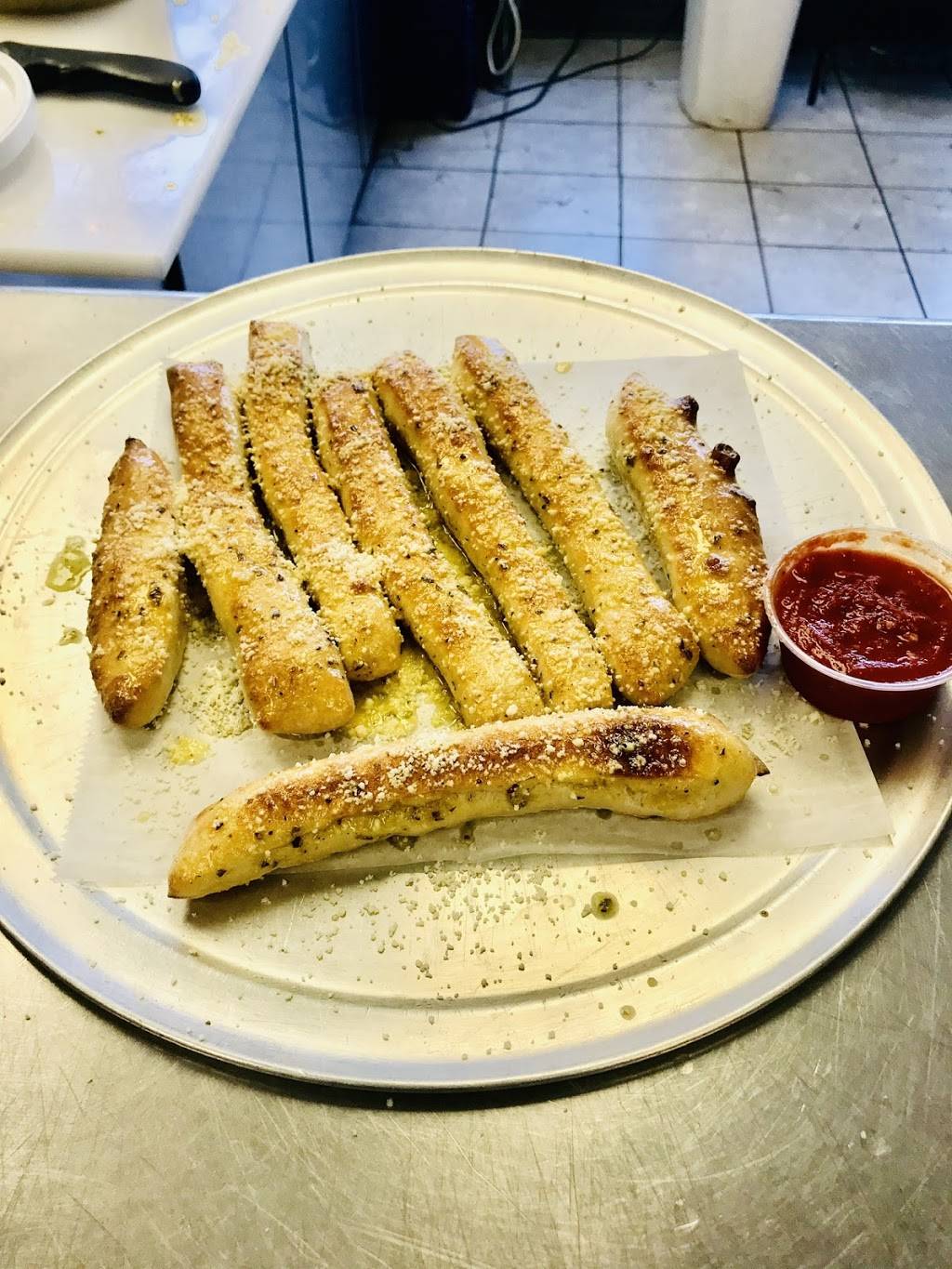Big Guys Pizza | restaurant | 435 Bower Hill Rd, Bridgeville, PA 15017, USA | 4122572222 OR +1 412-257-2222