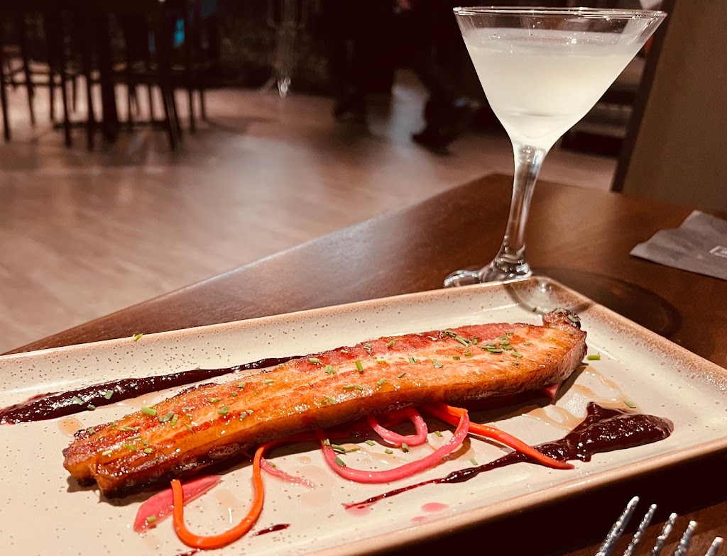 Wine Dive + Kitchen | restaurant | 741 Massachusetts St, Lawrence, KS 66044, USA | 7858563483 OR +1 785-856-3483