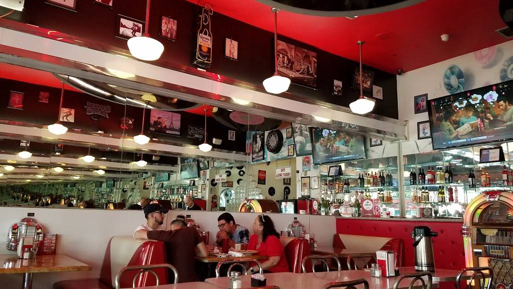 The Great Grill - Back to 50s | restaurant | 126 N San Fernando Blvd, Burbank, CA 91502, USA | 8185670060 OR +1 818-567-0060