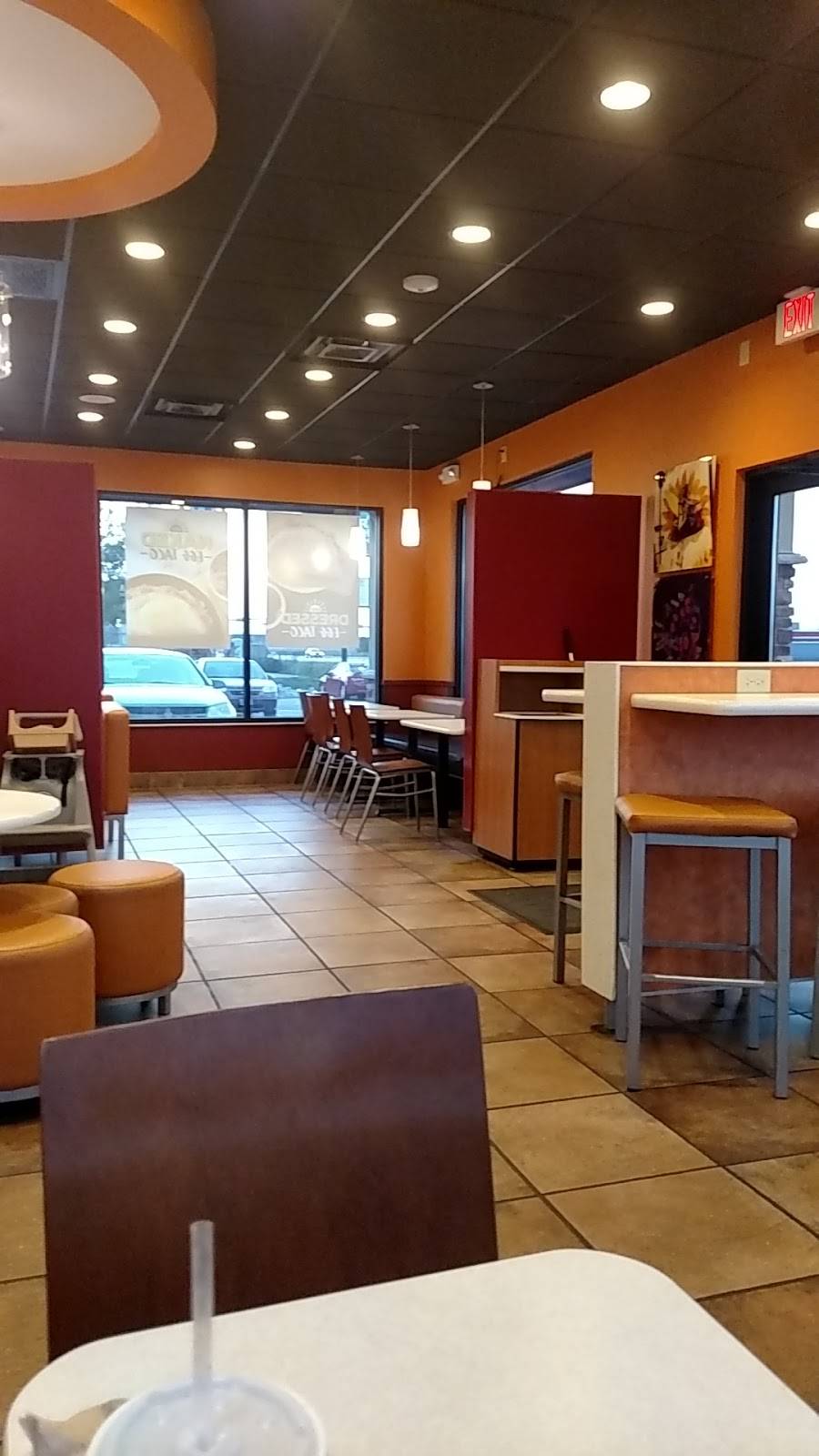 Taco Bell | meal takeaway | 1600 W Reynolds St, Pontiac, IL 61764, USA | 8158426734 OR +1 815-842-6734