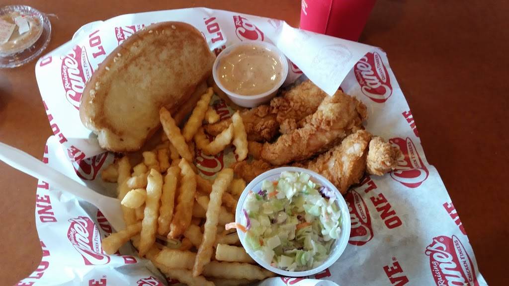 Raising Canes Chicken Fingers | meal takeaway | 1100 N 9th St, Broken Arrow, OK 74012, USA | 9182590213 OR +1 918-259-0213