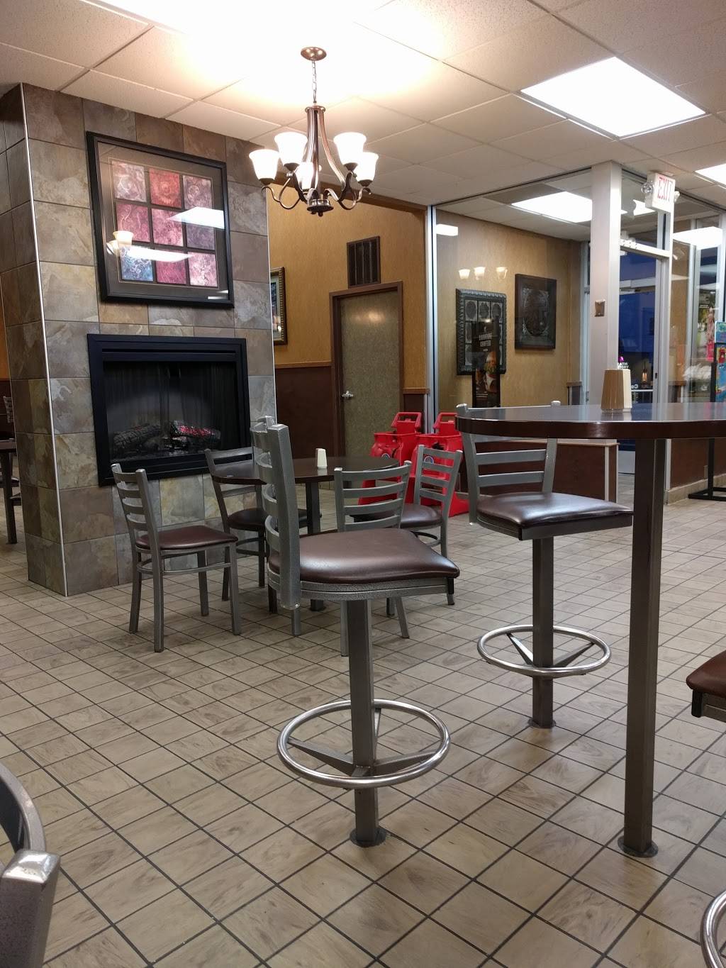 McDonalds | cafe | 1603 US-61 BUS, Bowling Green, MO 63334, USA | 5733246181 OR +1 573-324-6181